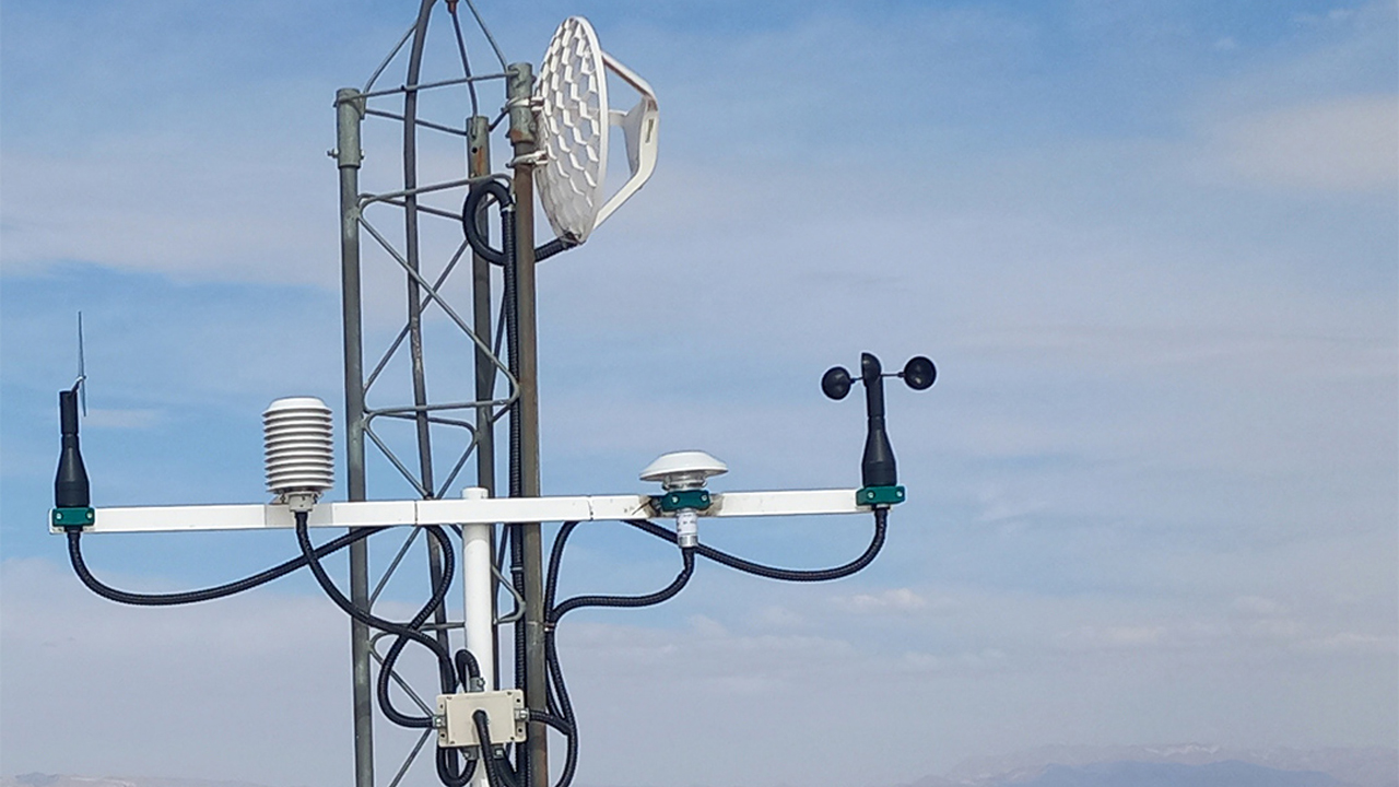 ایستگاه هواشناسی چیست و چرا برای کشاورزی و نیروگاه‌ ها حیاتی است؟